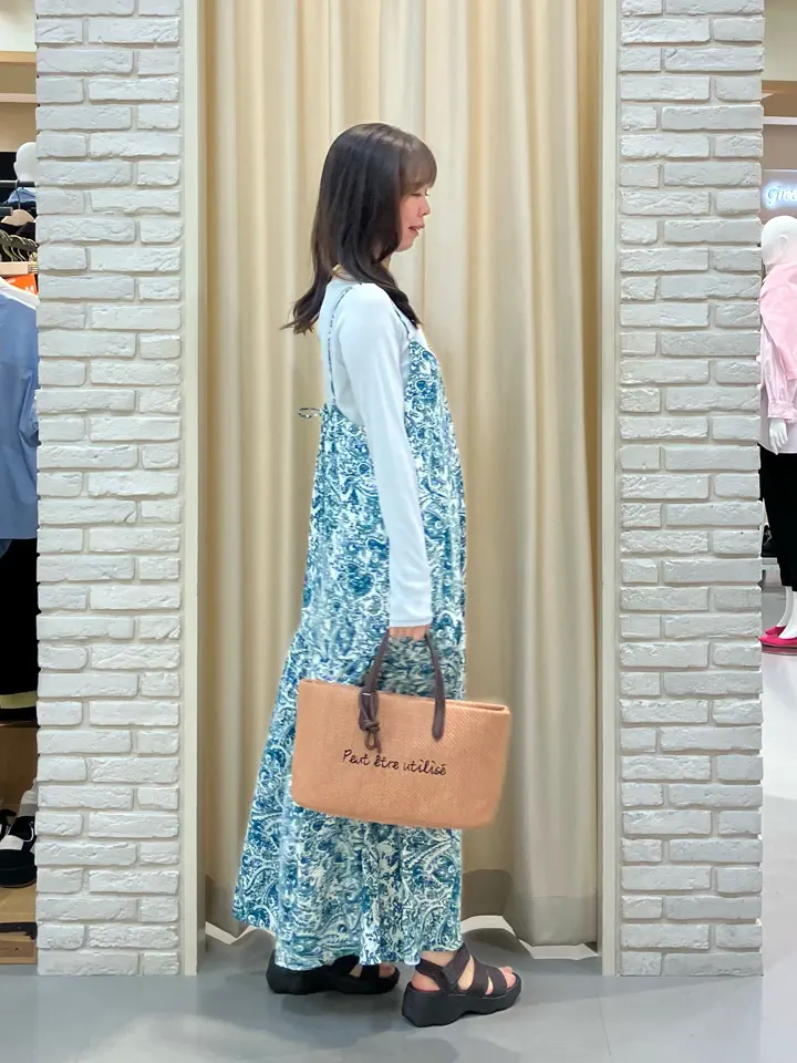 ONWARD CROSSET SELECT 檀 コーディネート画像