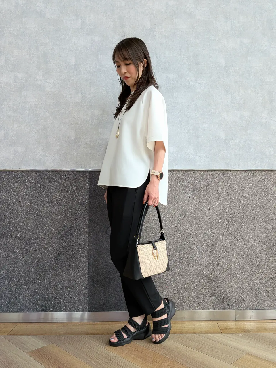 ONWARD CROSSET SELECT 浅岡 コーディネート画像