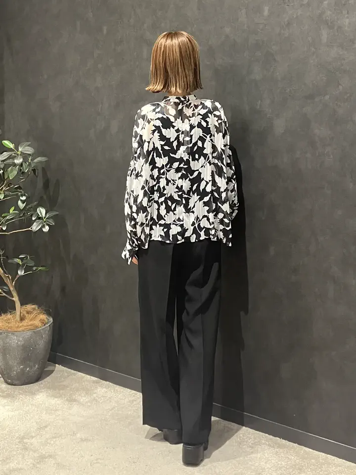 ONWARD CROSSET SELECT 阿部 コーディネート画像