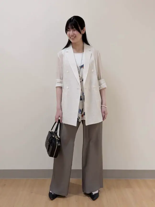 ONWARD CROSSET SELECT Aina コーディネート画像