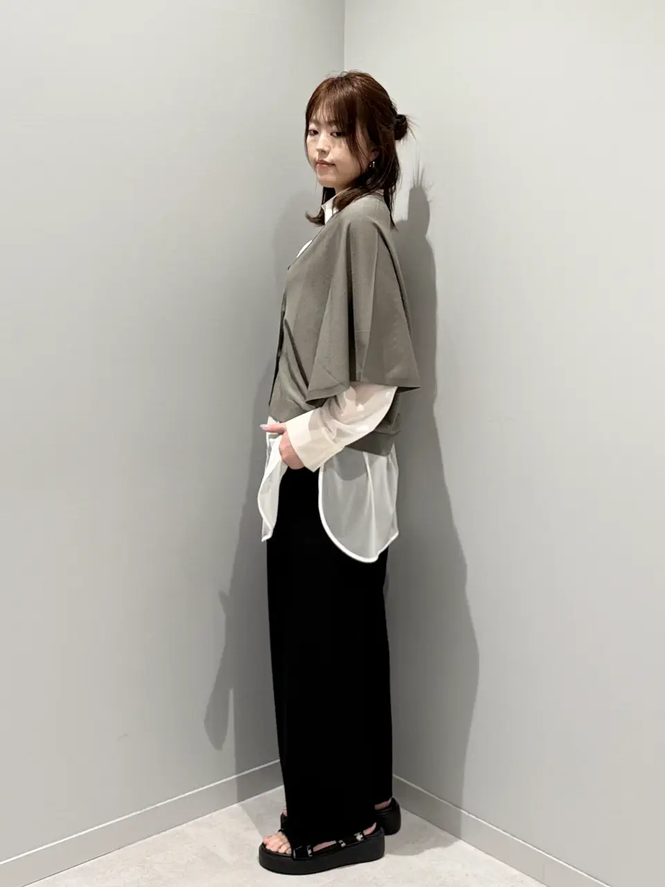 ONWARD CROSSET SELECT Tamura コーディネート画像