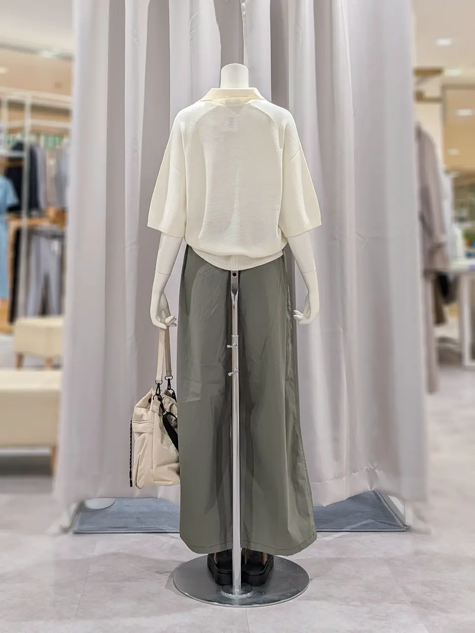 ONWARD CROSSET SELECT 岩田 コーディネート画像