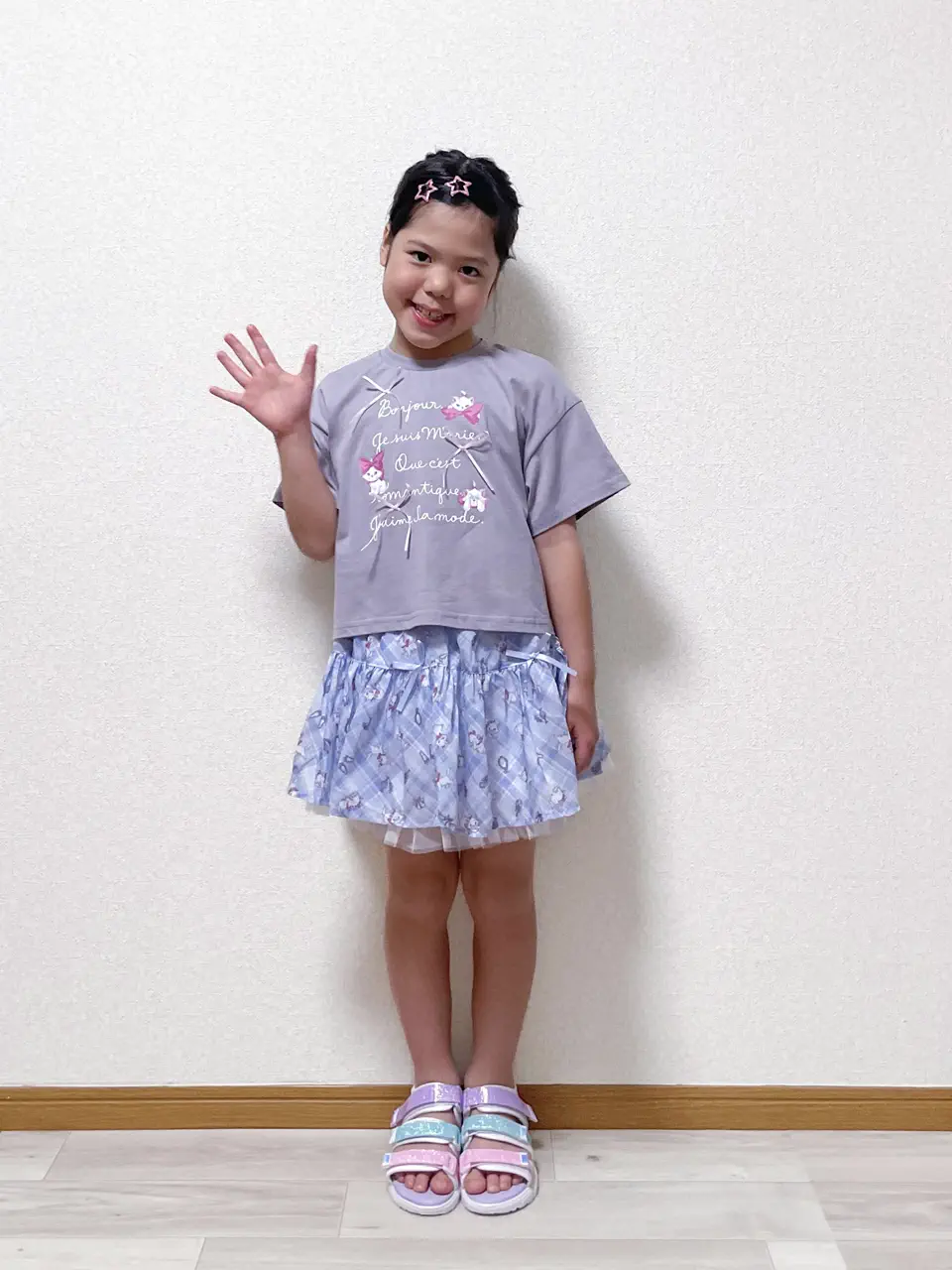  MIKA コーディネート画像