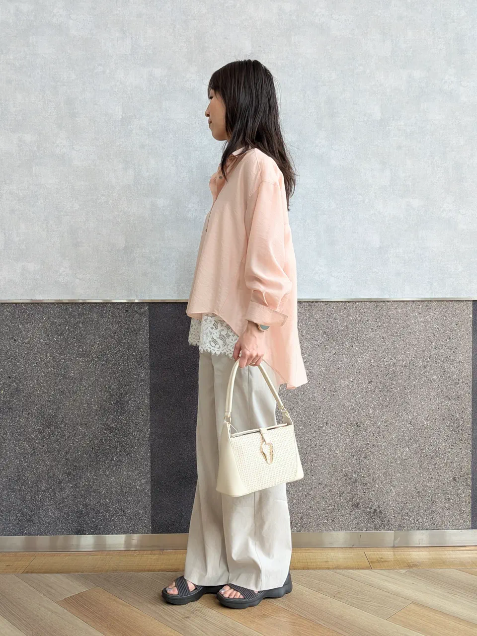 ONWARD CROSSET SELECT 浅岡 コーディネート画像