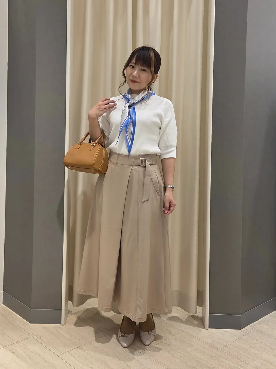  丸川 コーディネート画像