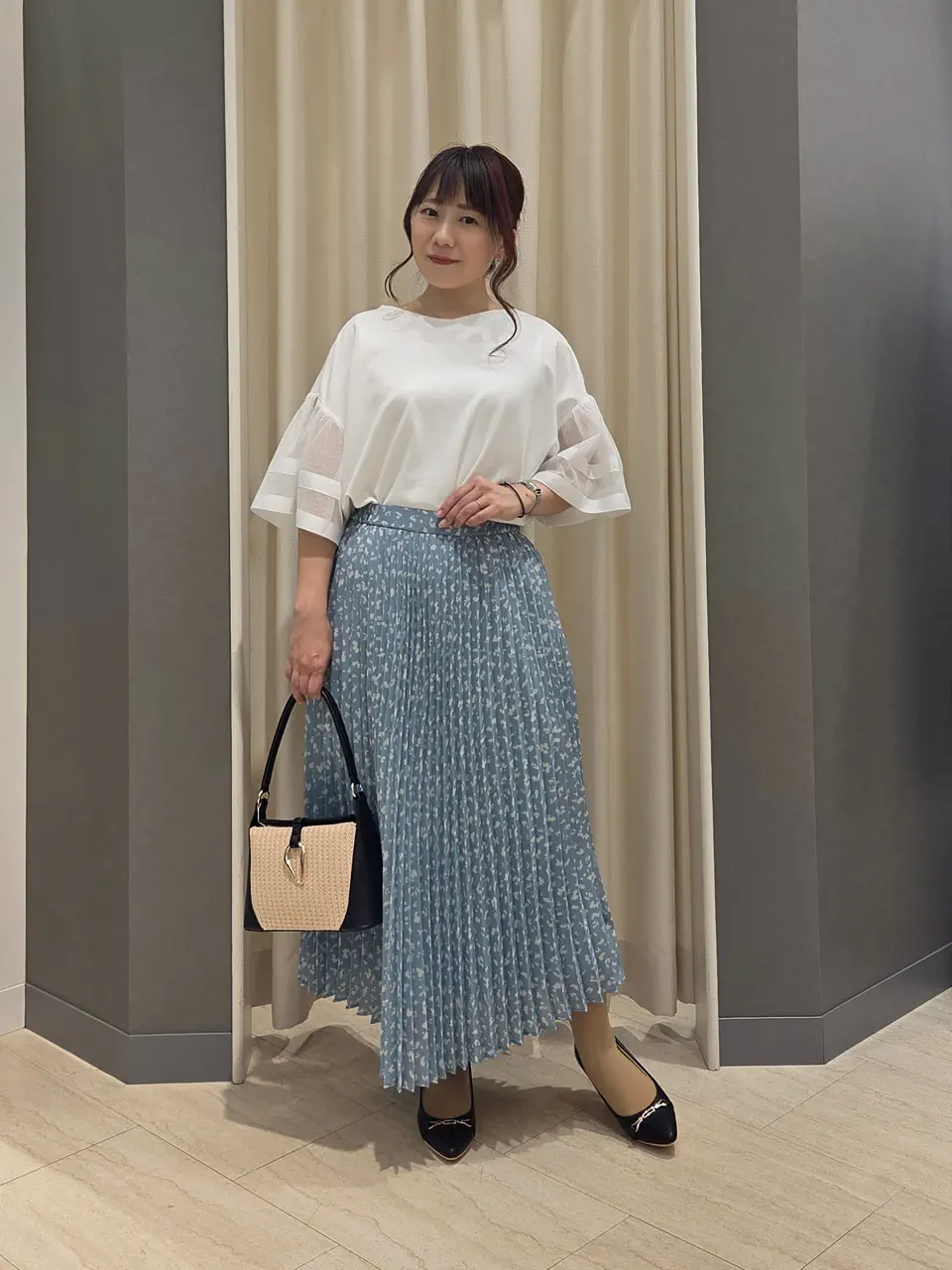  丸川 コーディネート画像