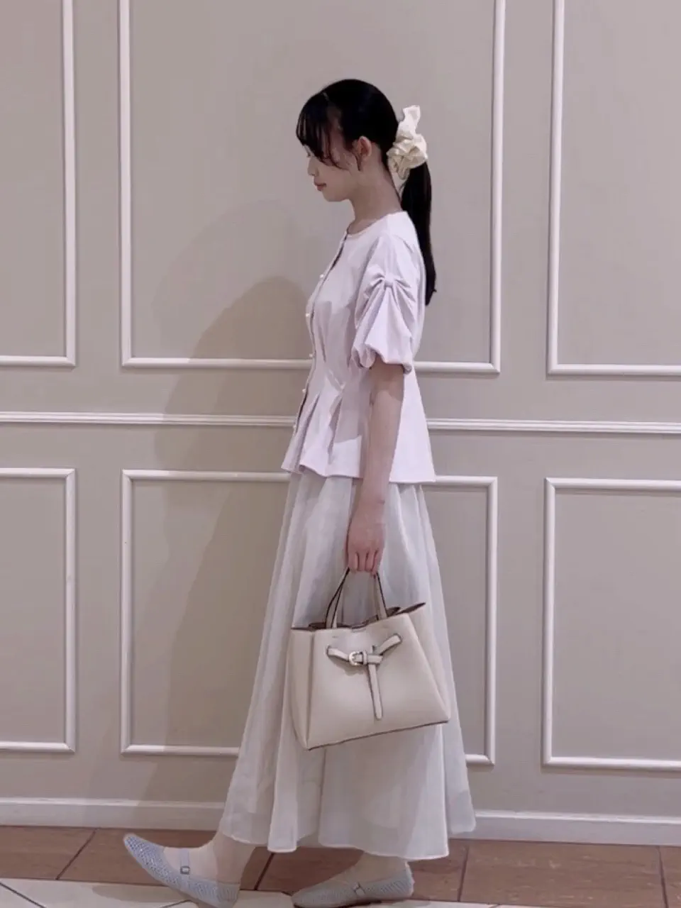 ONWARD CROSSET SELECT HANA コーディネート画像