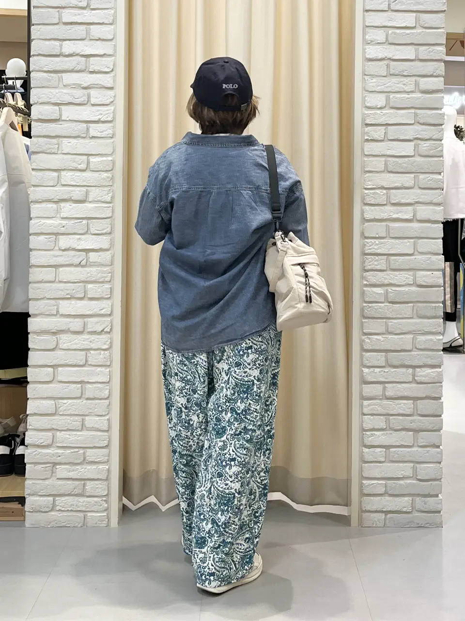 ONWARD CROSSET SELECT 吉田 コーディネート画像