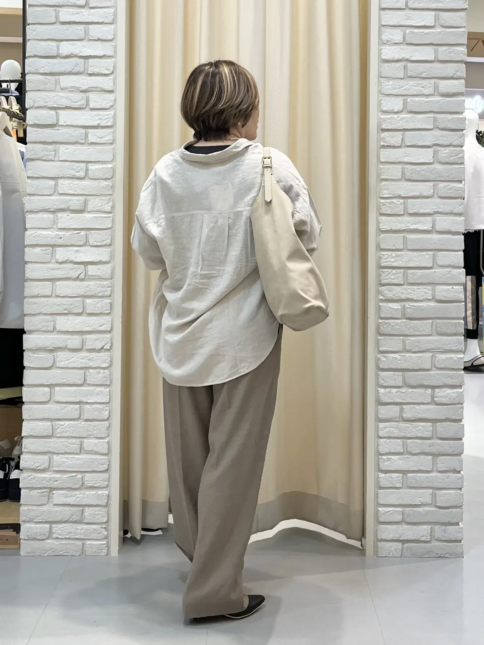 ONWARD CROSSET SELECT 吉田 コーディネート画像