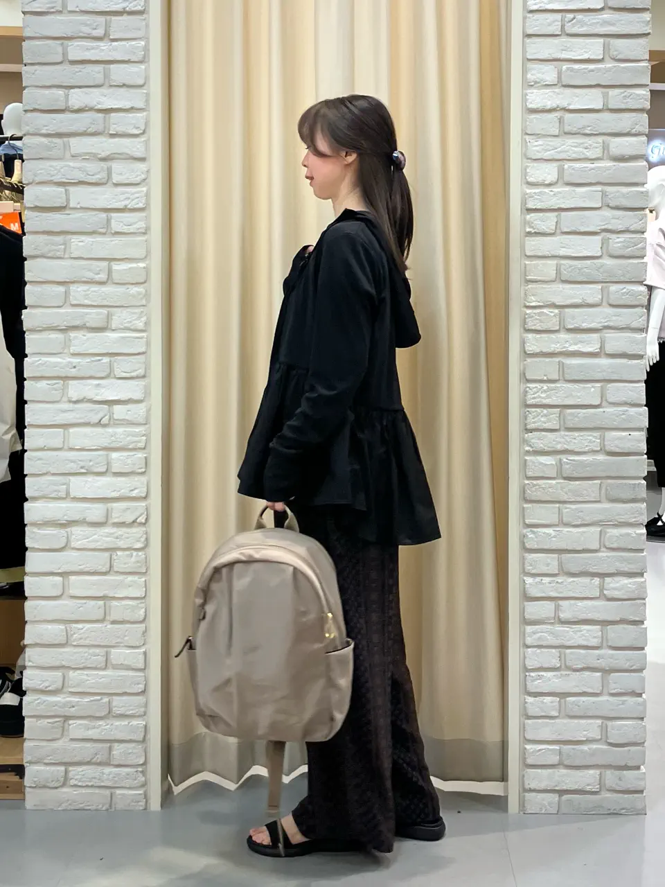 ONWARD CROSSET SELECT 檀 コーディネート画像