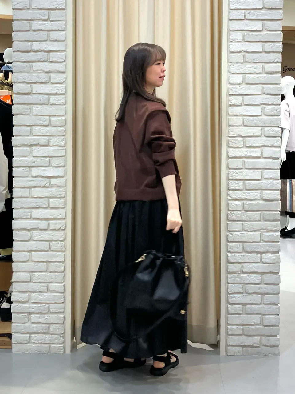 ONWARD CROSSET SELECT 檀 コーディネート画像