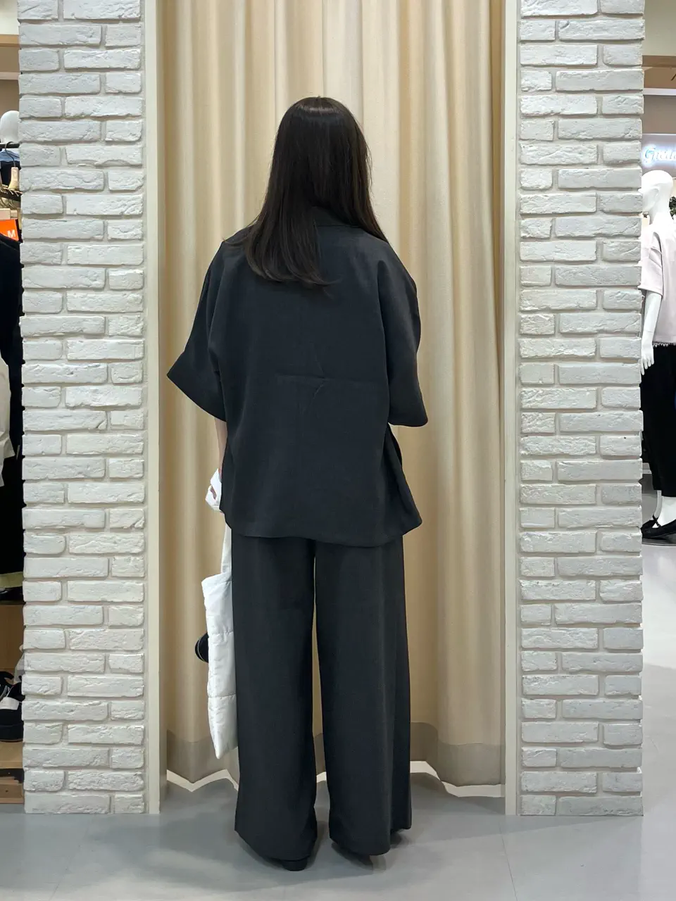 ONWARD CROSSET SELECT 檀 コーディネート画像