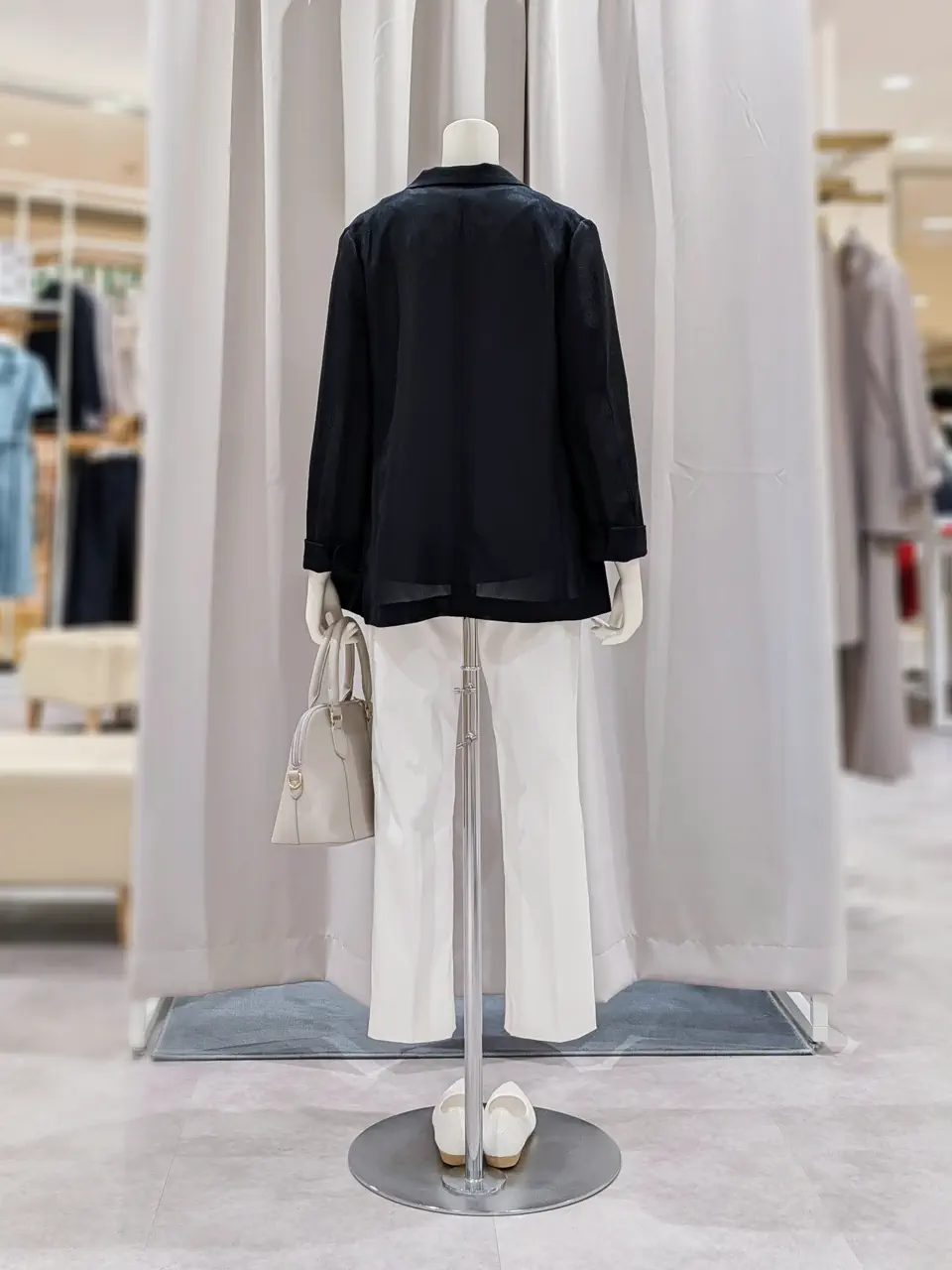 ONWARD CROSSET SELECT 岩田 コーディネート画像