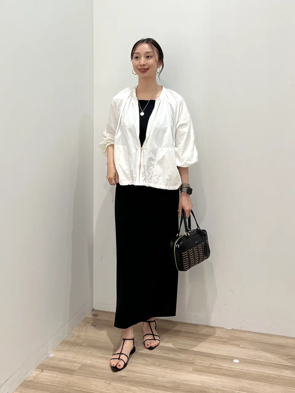  村上 コーディネート画像