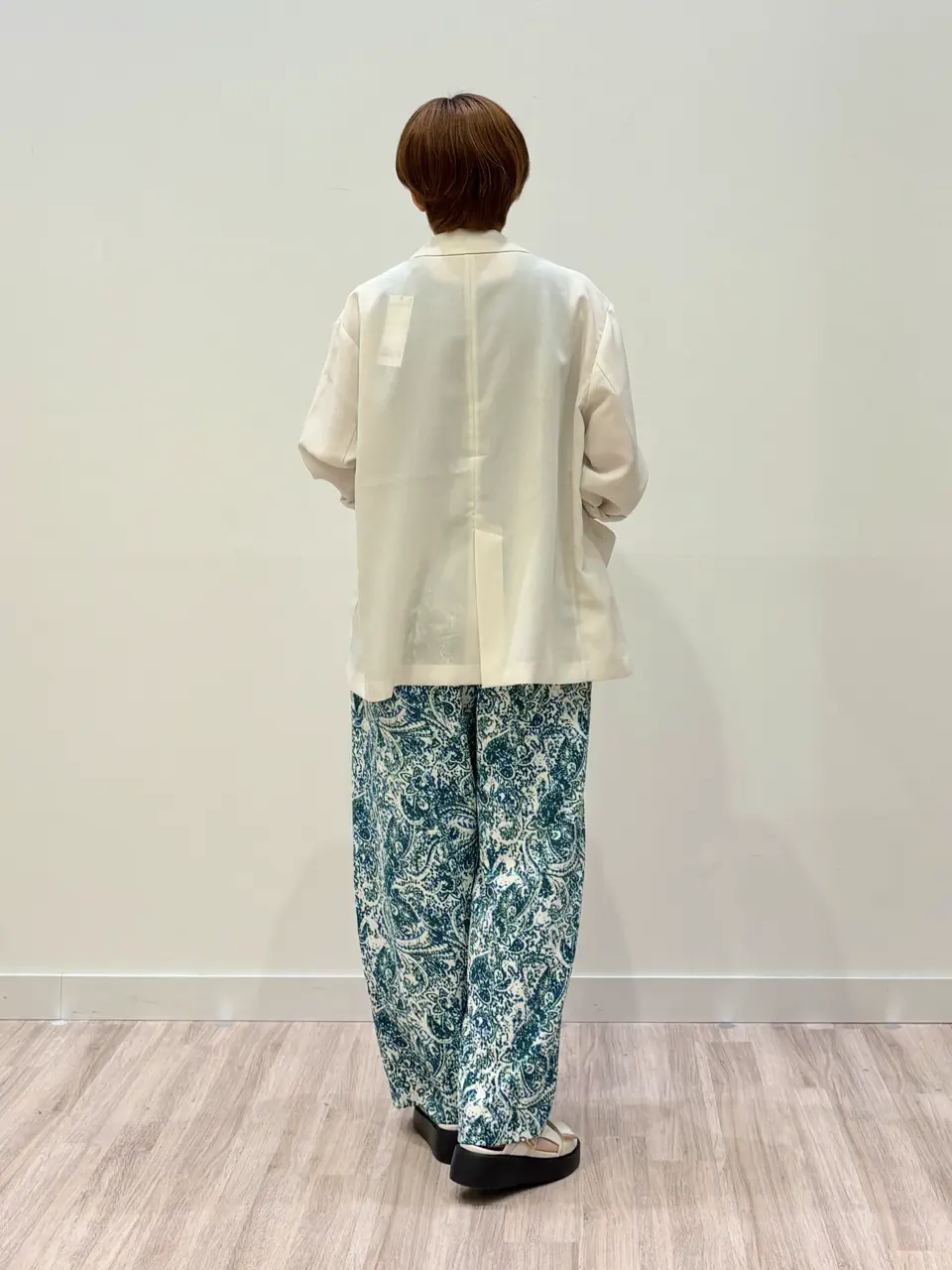 ONWARD CROSSET SELECT 河本 コーディネート画像