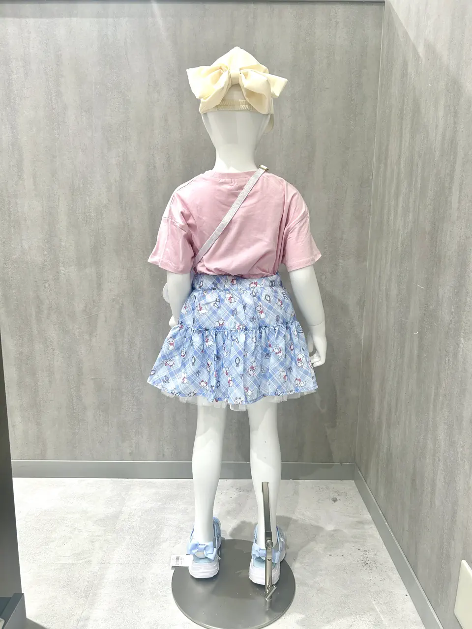 ONWARD CROSSET SELECT 秋葉 コーディネート画像