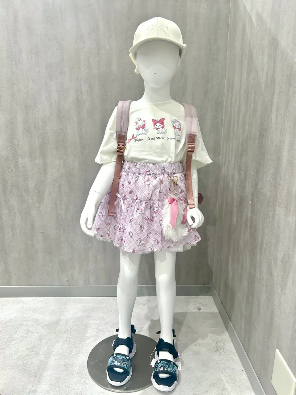  秋葉 コーディネート画像