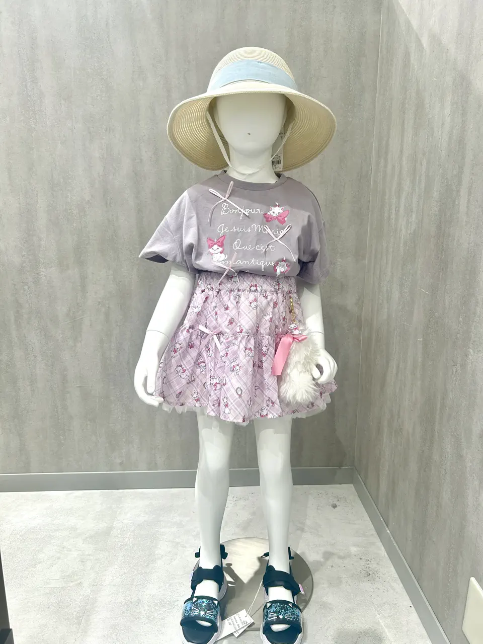  秋葉 コーディネート画像