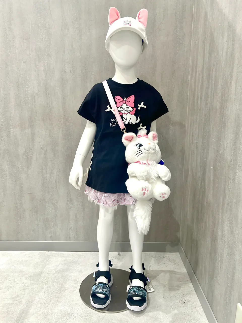  秋葉 コーディネート画像