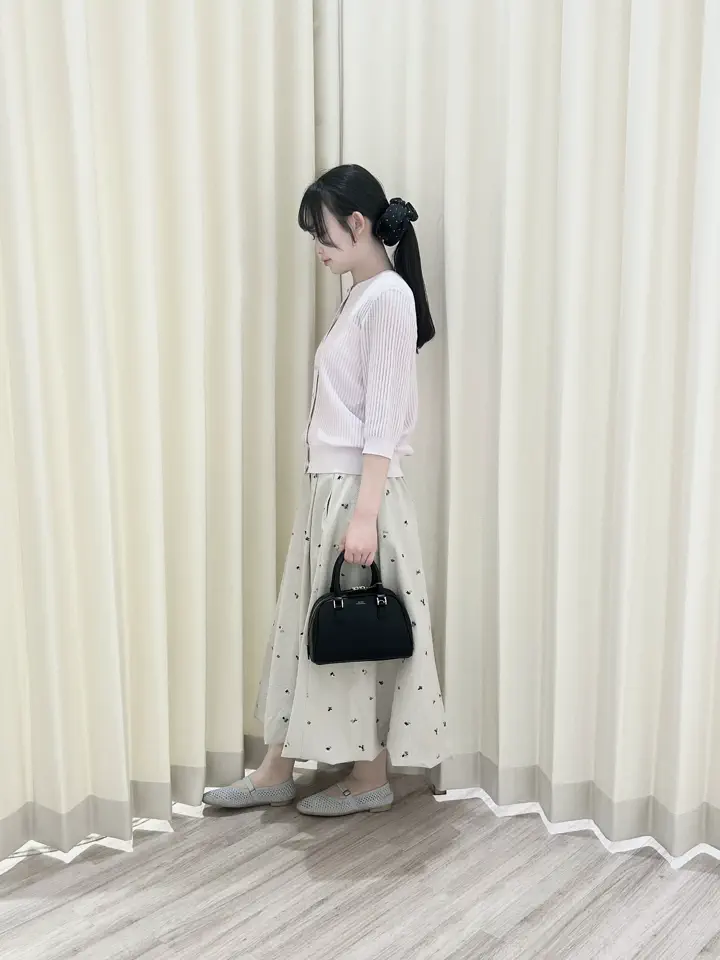 ONWARD CROSSET SELECT HANA コーディネート画像