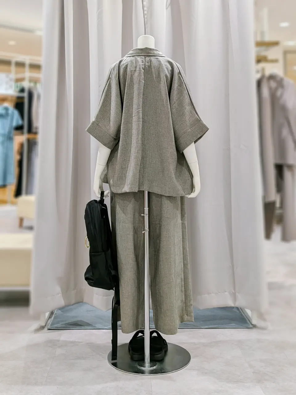 ONWARD CROSSET SELECT 岩田 コーディネート画像
