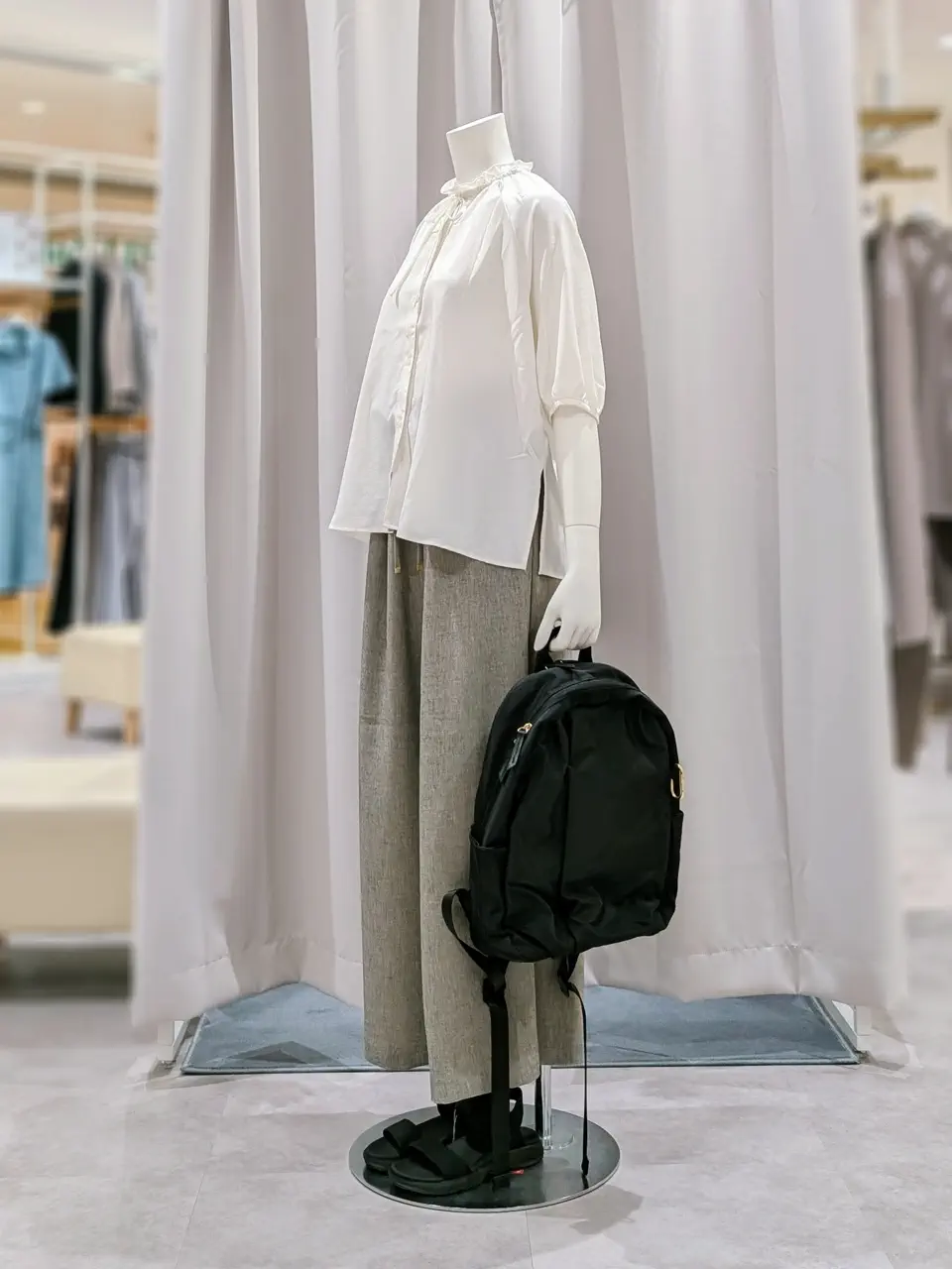 ONWARD CROSSET SELECT 岩田 コーディネート画像
