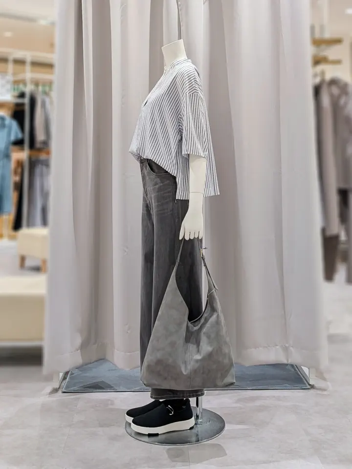 ONWARD CROSSET SELECT 岩田 コーディネート画像
