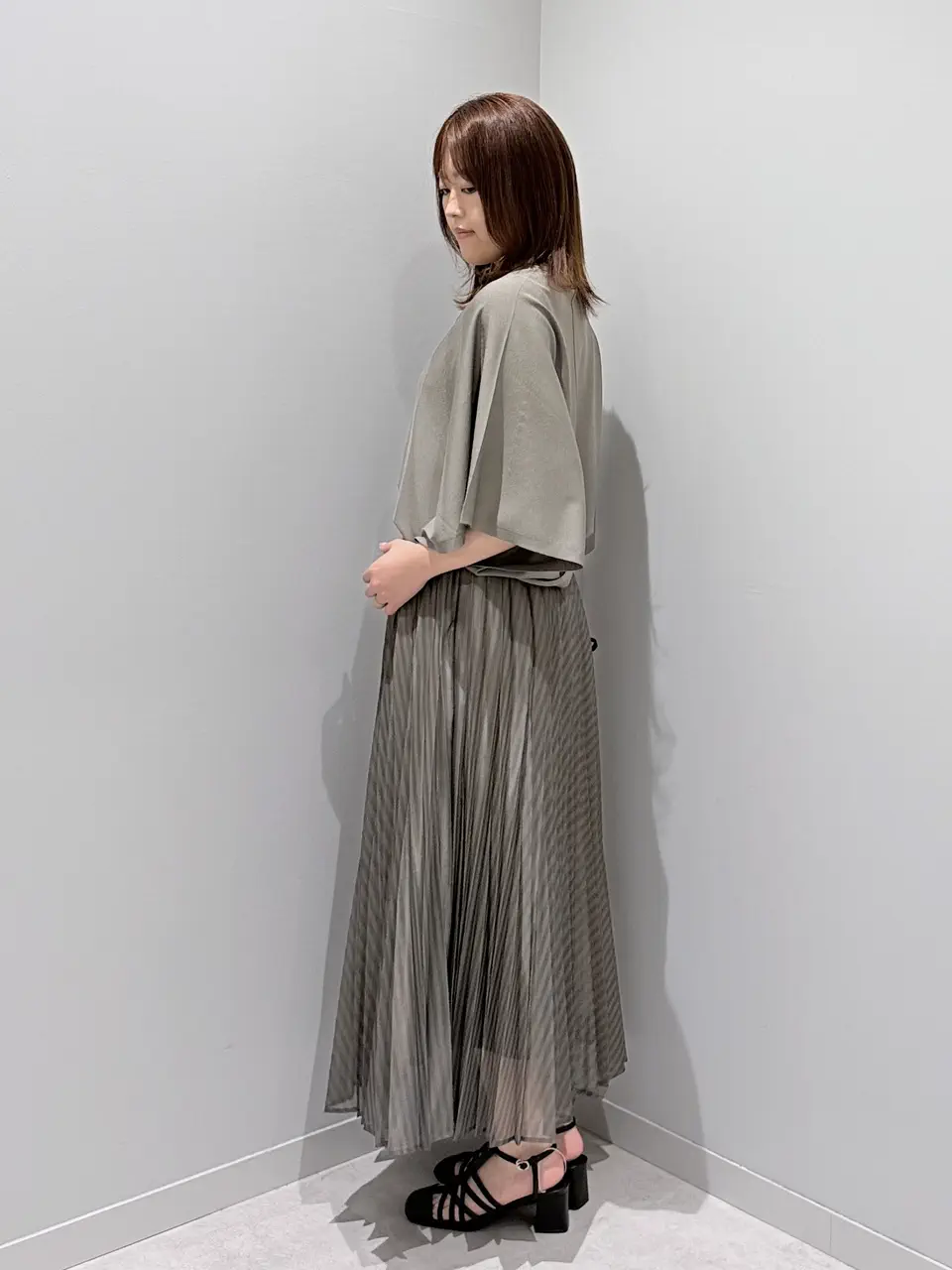 ONWARD CROSSET SELECT Tamura コーディネート画像