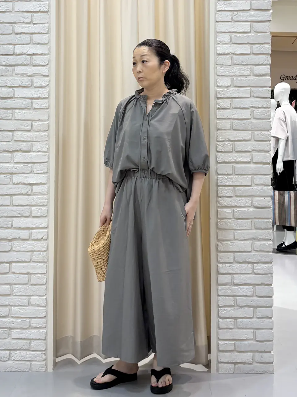 ONWARD CROSSET SELECT 中野 コーディネート画像