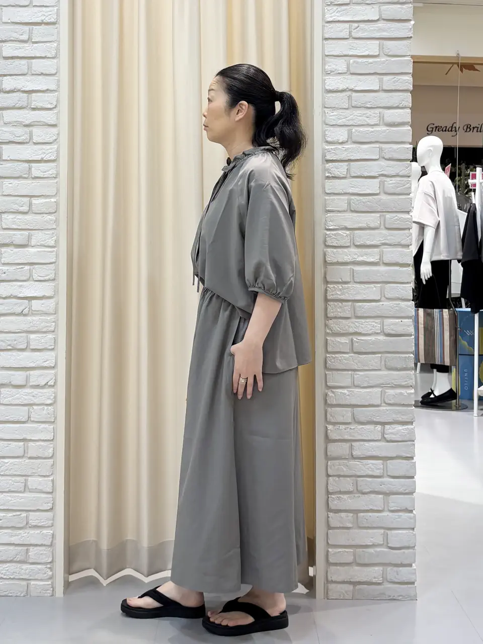 ONWARD CROSSET SELECT 中野 コーディネート画像