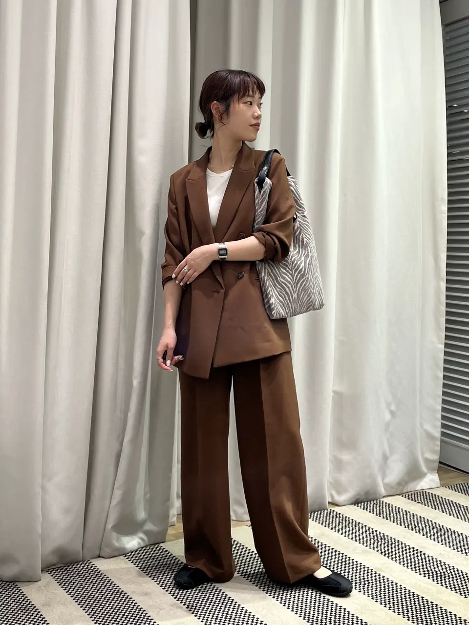 ONWARD CROSSET SELECT 伊藤 コーディネート画像