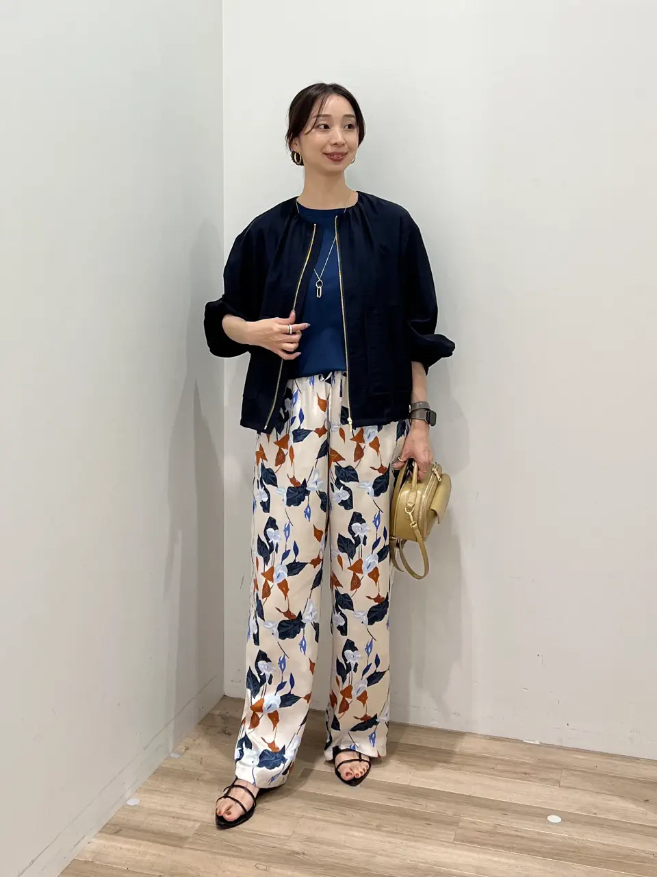  村上 コーディネート画像