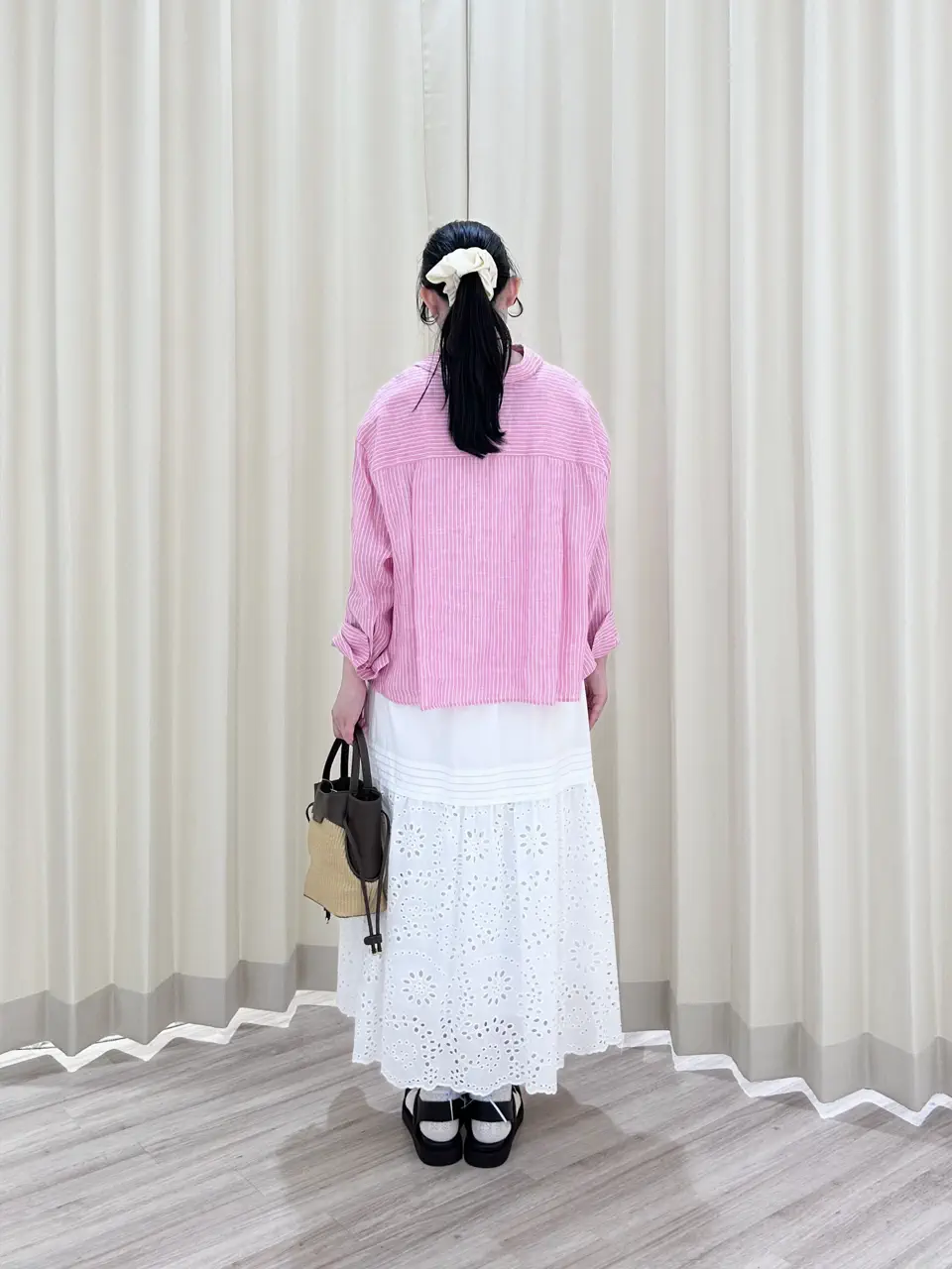 ONWARD CROSSET SELECT HANA コーディネート画像