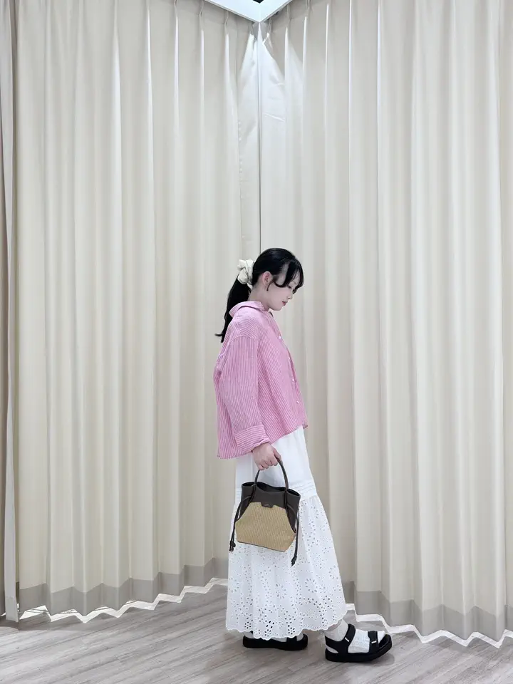 ONWARD CROSSET SELECT HANA コーディネート画像