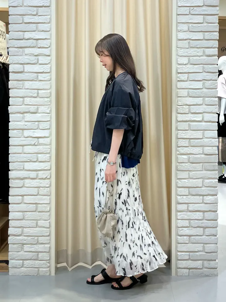 ONWARD CROSSET SELECT 檀 コーディネート画像