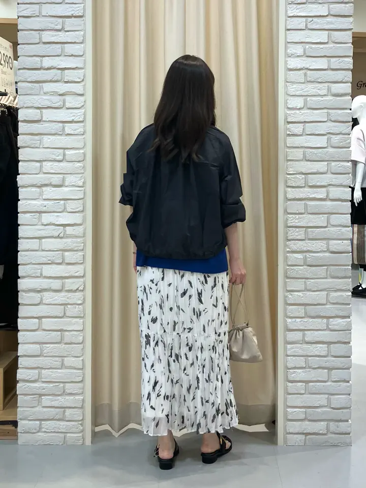 ONWARD CROSSET SELECT 檀 コーディネート画像