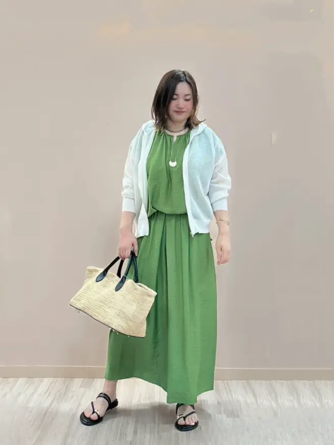  eri コーディネート画像