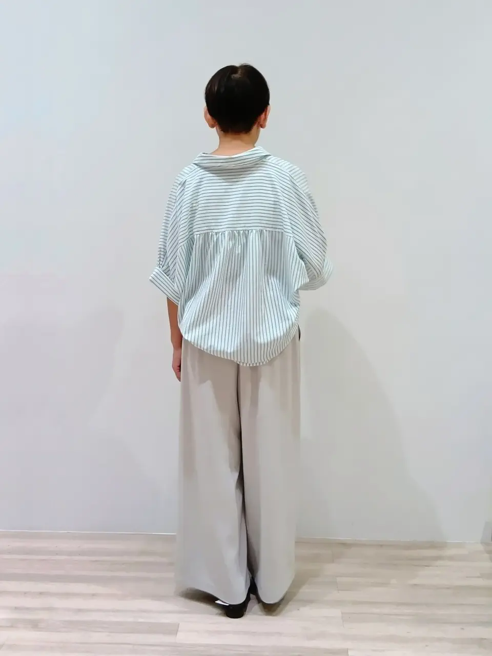 ONWARD CROSSET SELECT 川口 コーディネート画像