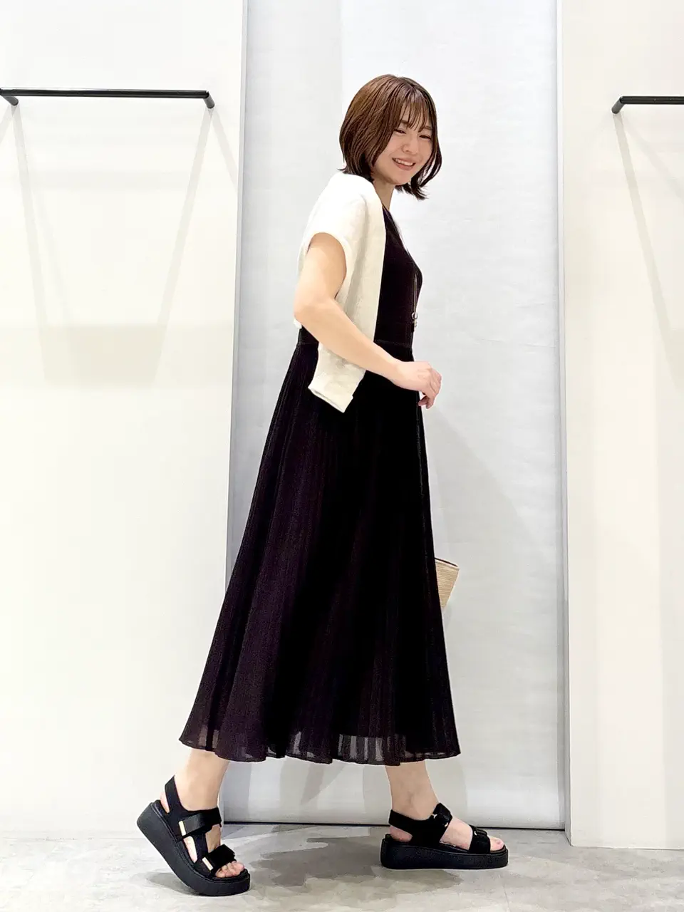 ONWARD CROSSET SELECT 横田 コーディネート画像