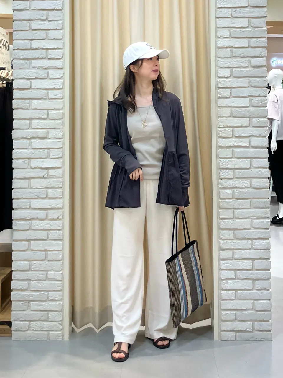 ONWARD CROSSET SELECT 檀 コーディネート画像