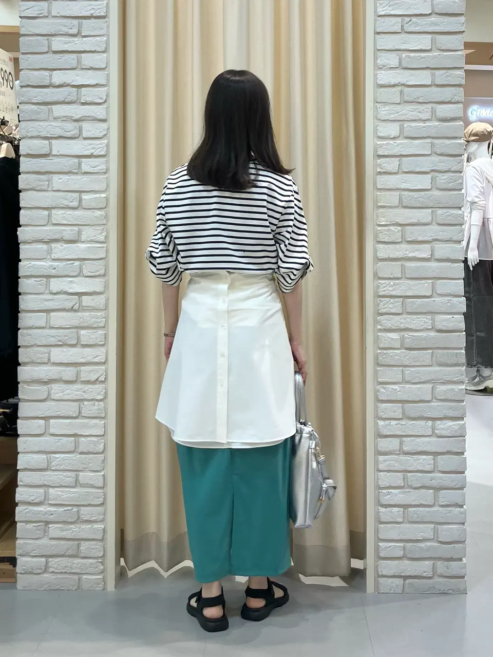 ONWARD CROSSET SELECT 檀 コーディネート画像
