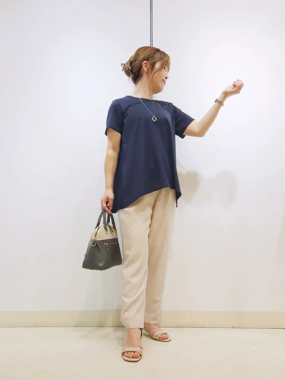 ONWARD CROSSET SELECT 中野 コーディネート画像