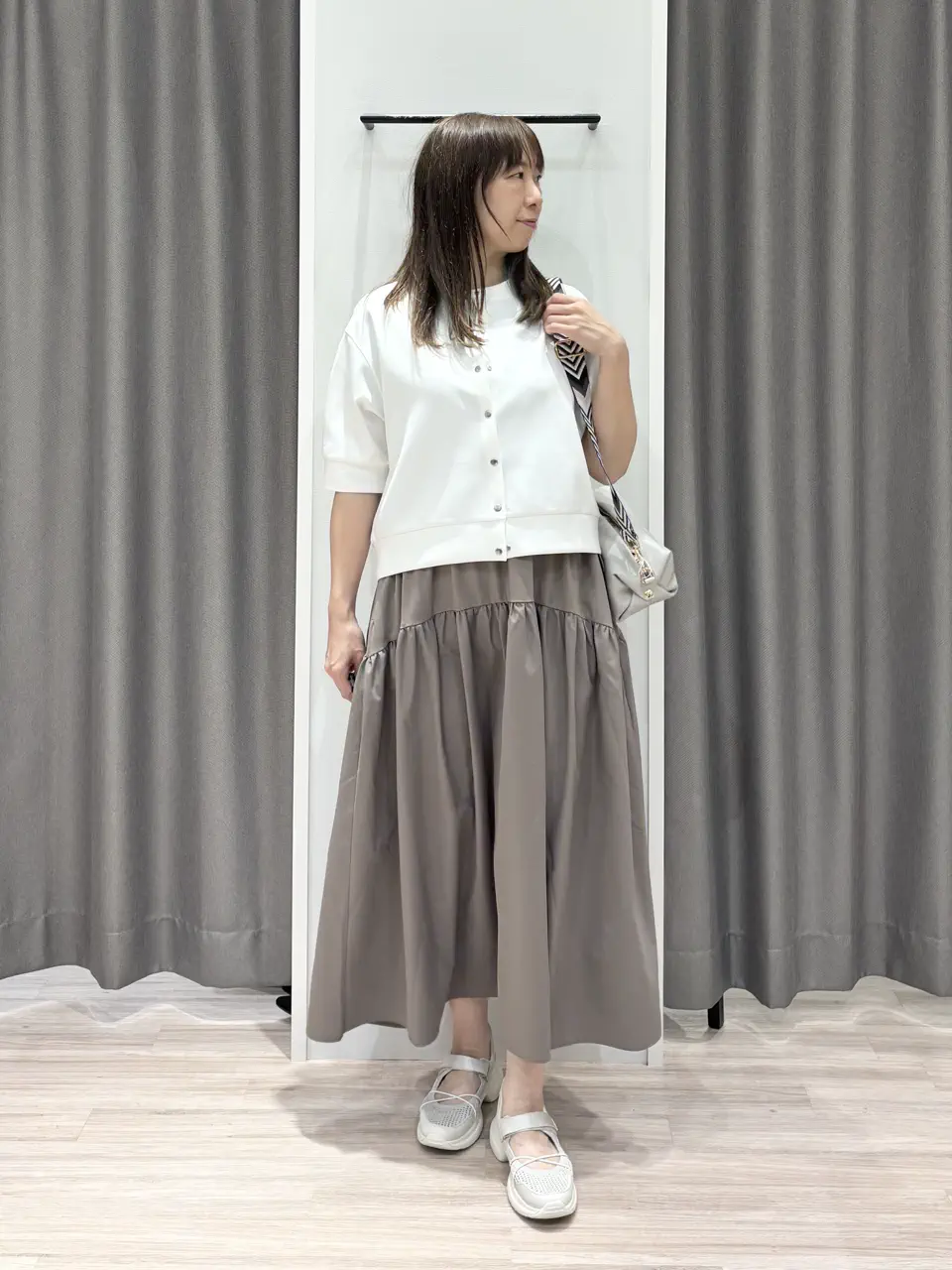  SAKAI コーディネート画像