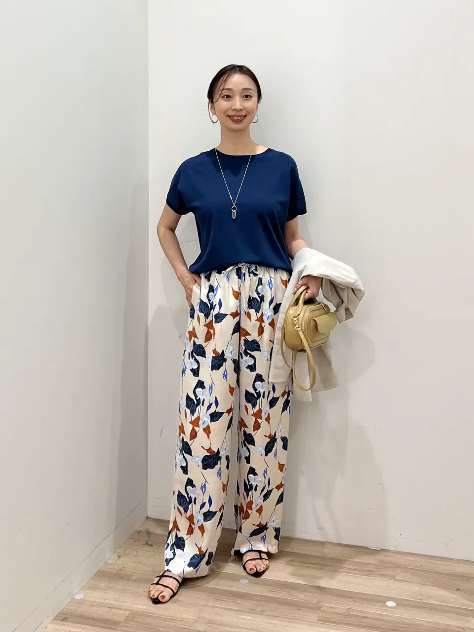 ONWARD CROSSET SELECT 村上 コーディネート画像