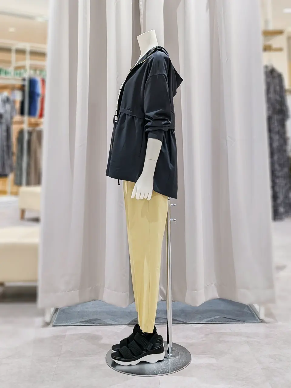 ONWARD CROSSET SELECT 岩田 コーディネート画像