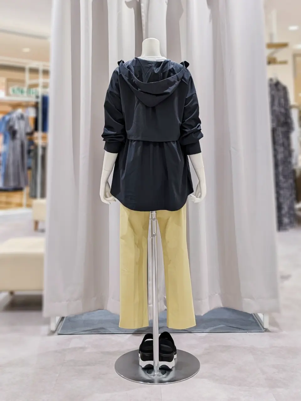 ONWARD CROSSET SELECT 岩田 コーディネート画像