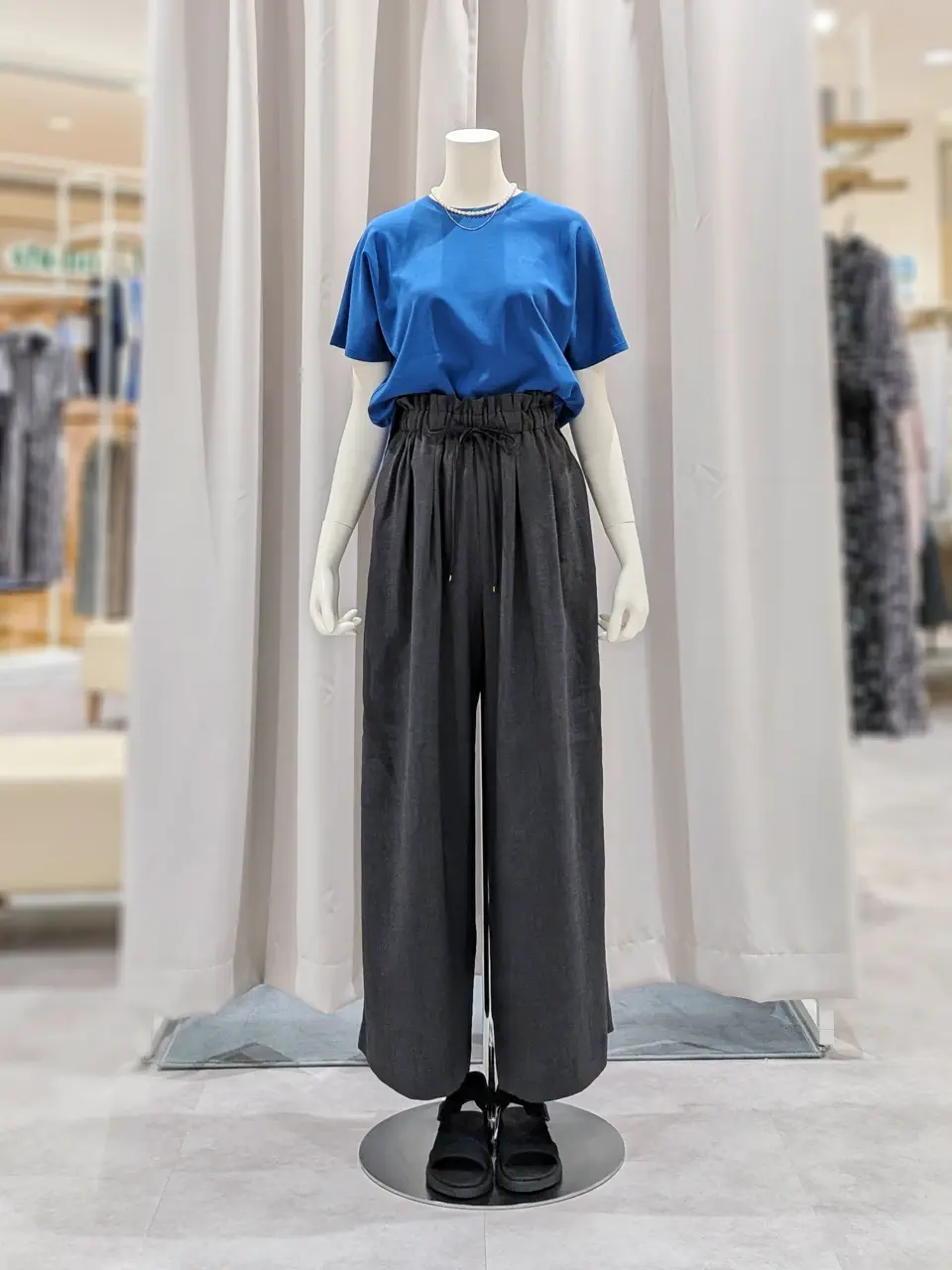 ONWARD CROSSET SELECT 岩田 コーディネート画像