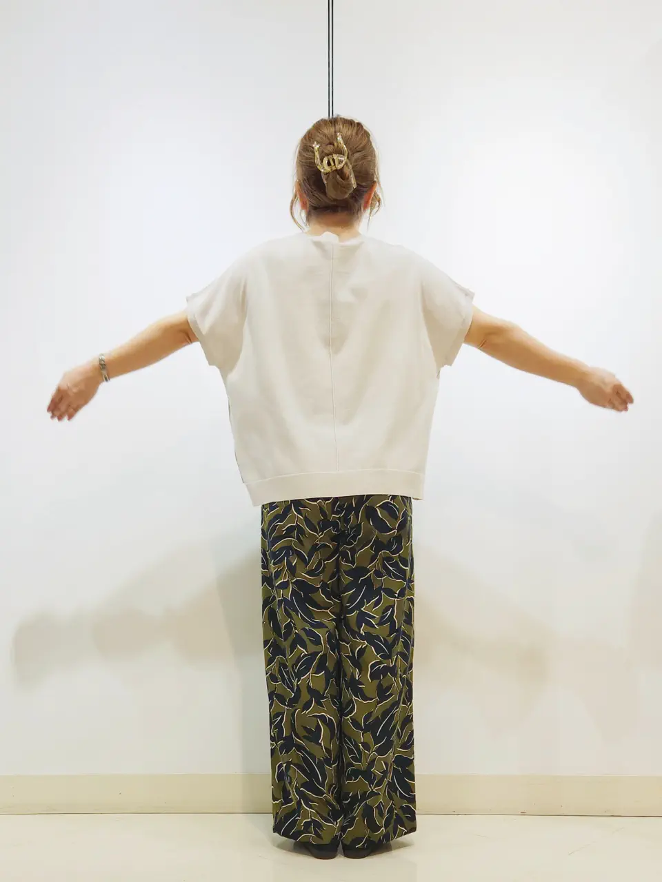 ONWARD CROSSET SELECT 中野 コーディネート画像