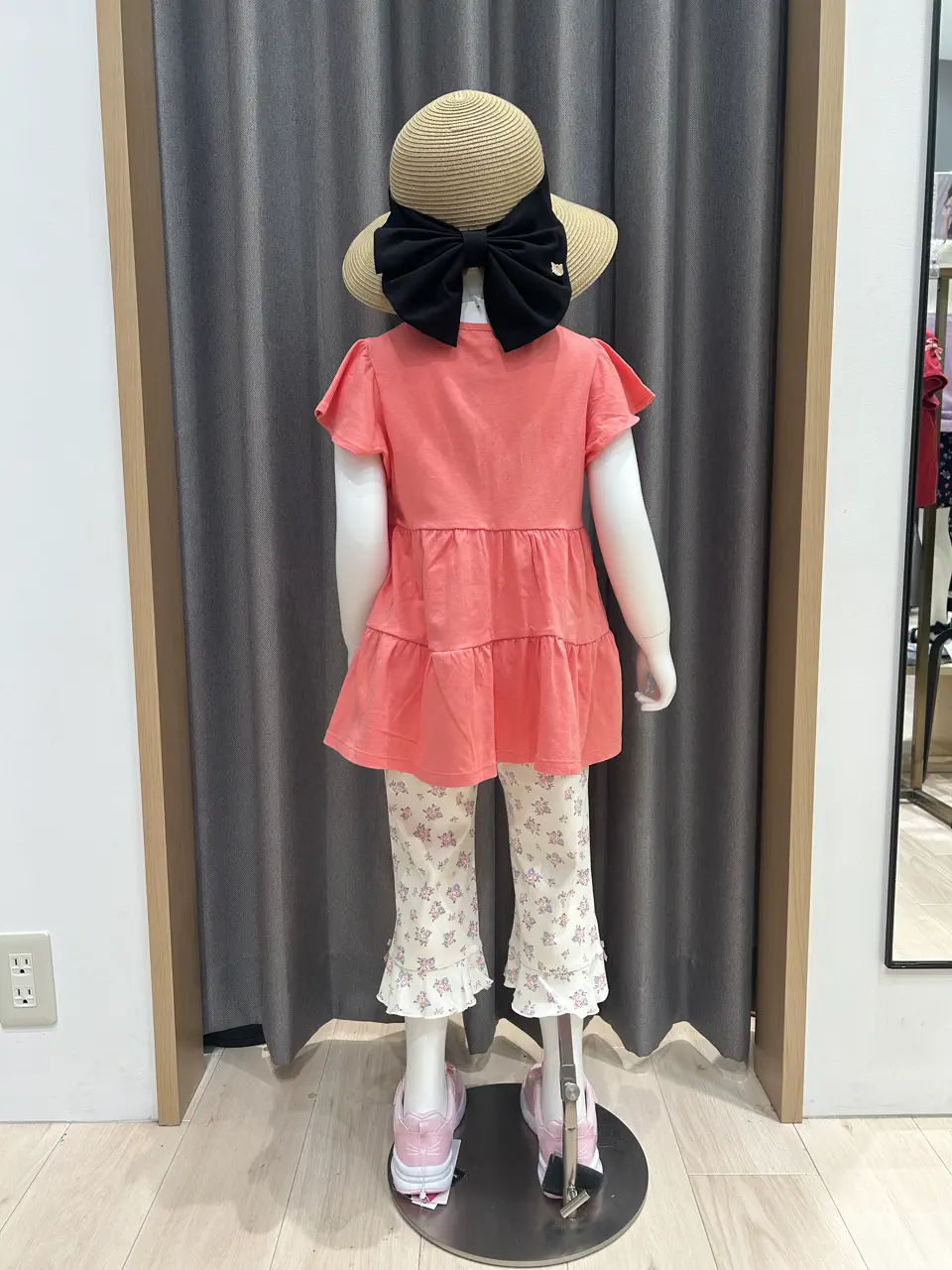 ONWARD CROSSET SELECT CHINONE コーディネート画像