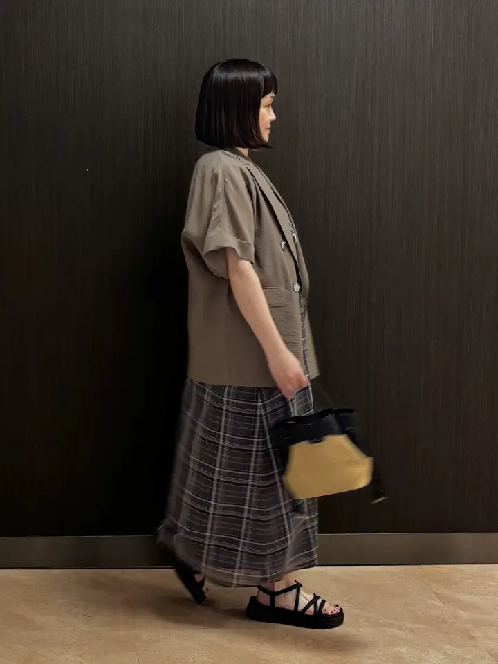 ONWARD CROSSET SELECT 倉田 コーディネート画像